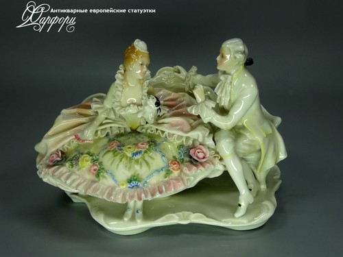 Купить фарфоровые статуэтки KARL ENS, Дама с собачкой, Германия